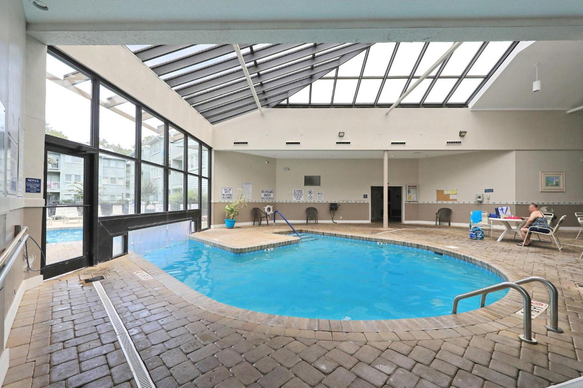 Вілла 5905 S Kings Hwy, 4203 - Ocean Walk Sleeps 4 Мертл-Біч Екстер'єр фото