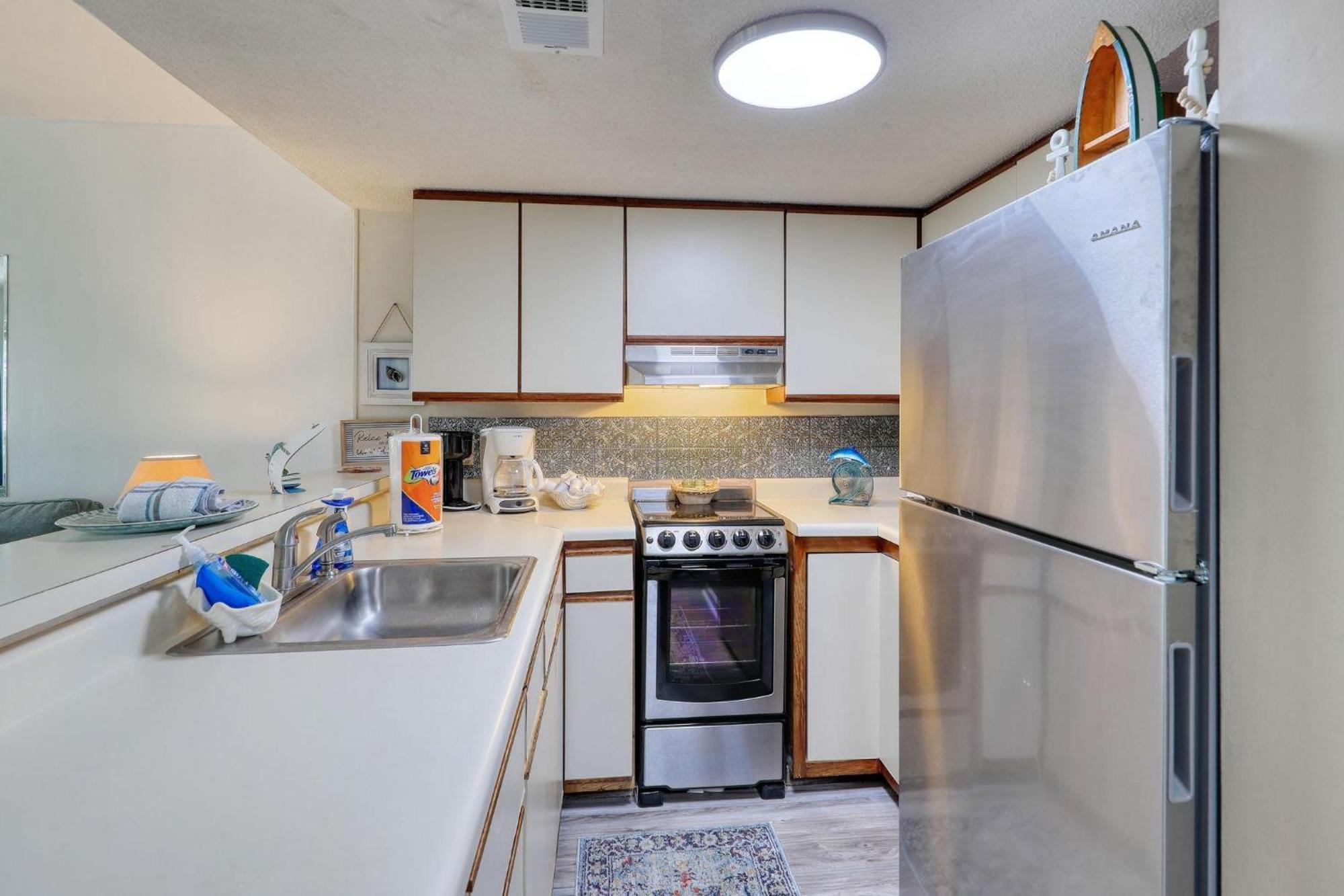 Вілла 5905 S Kings Hwy, 4203 - Ocean Walk Sleeps 4 Мертл-Біч Екстер'єр фото