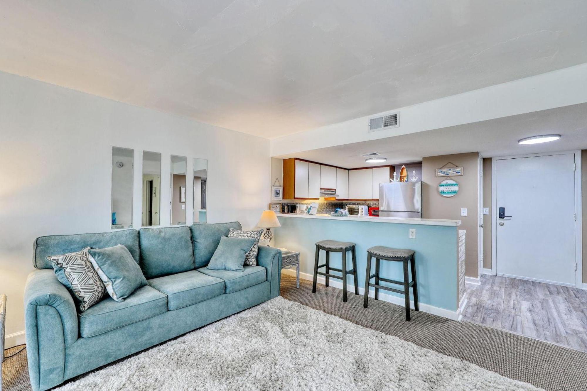 Вілла 5905 S Kings Hwy, 4203 - Ocean Walk Sleeps 4 Мертл-Біч Екстер'єр фото